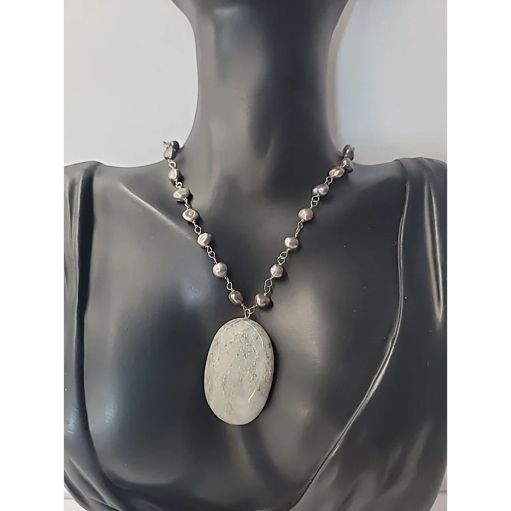 Vintage Silver Tone Beaded Necklace Gray Oval Natural Stone Pendant Boho Artisan - Picture 3 of 11